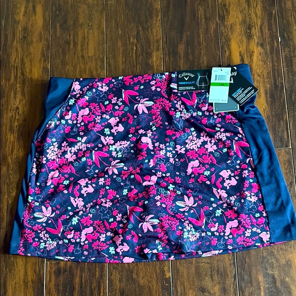 New with tags Callaway Floral Skort Ladies Large